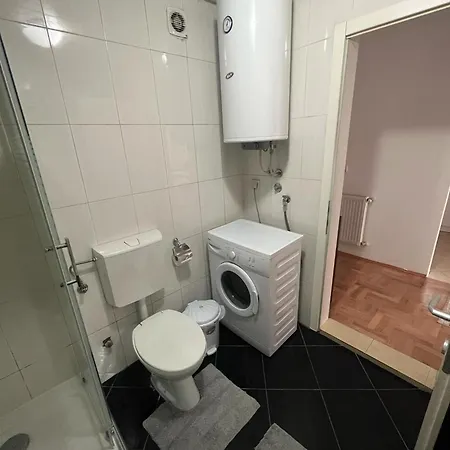 Daire D Apartment-cozy Near To Busstation&citycenter *
