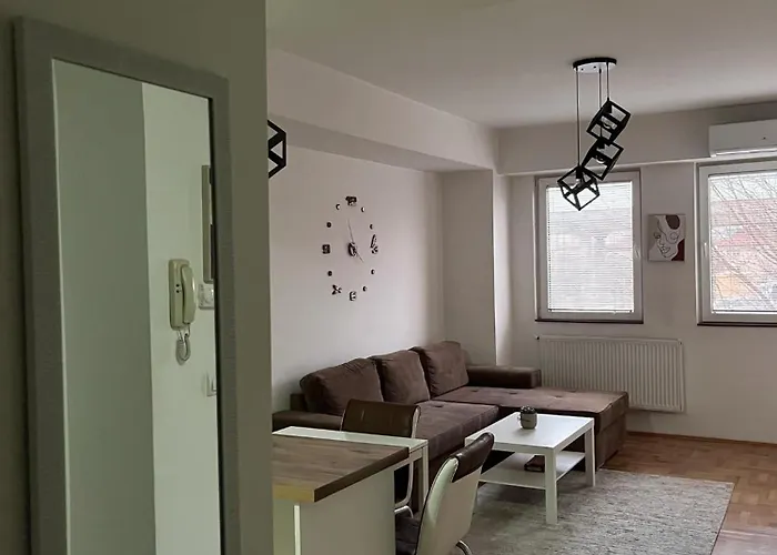 D Apartment-cozy Near To Busstation&citycenter *