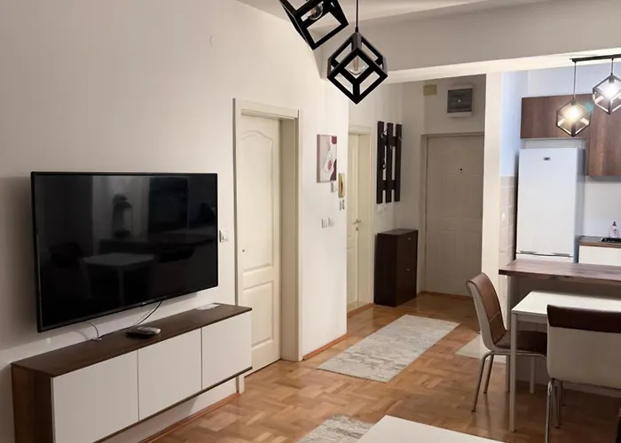 Apartment D Apartment-cozy Near To Busstation&citycenter *